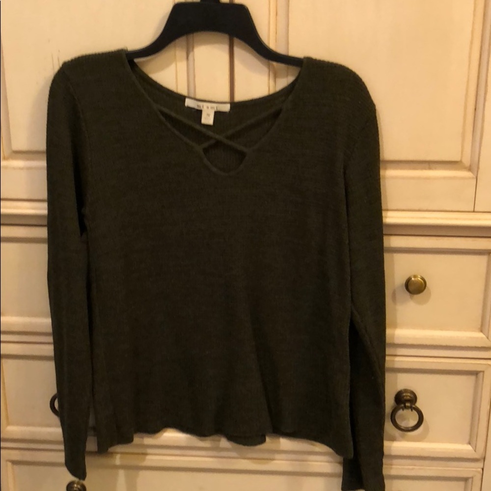 Army green top